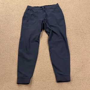Lululemon men’s joggers